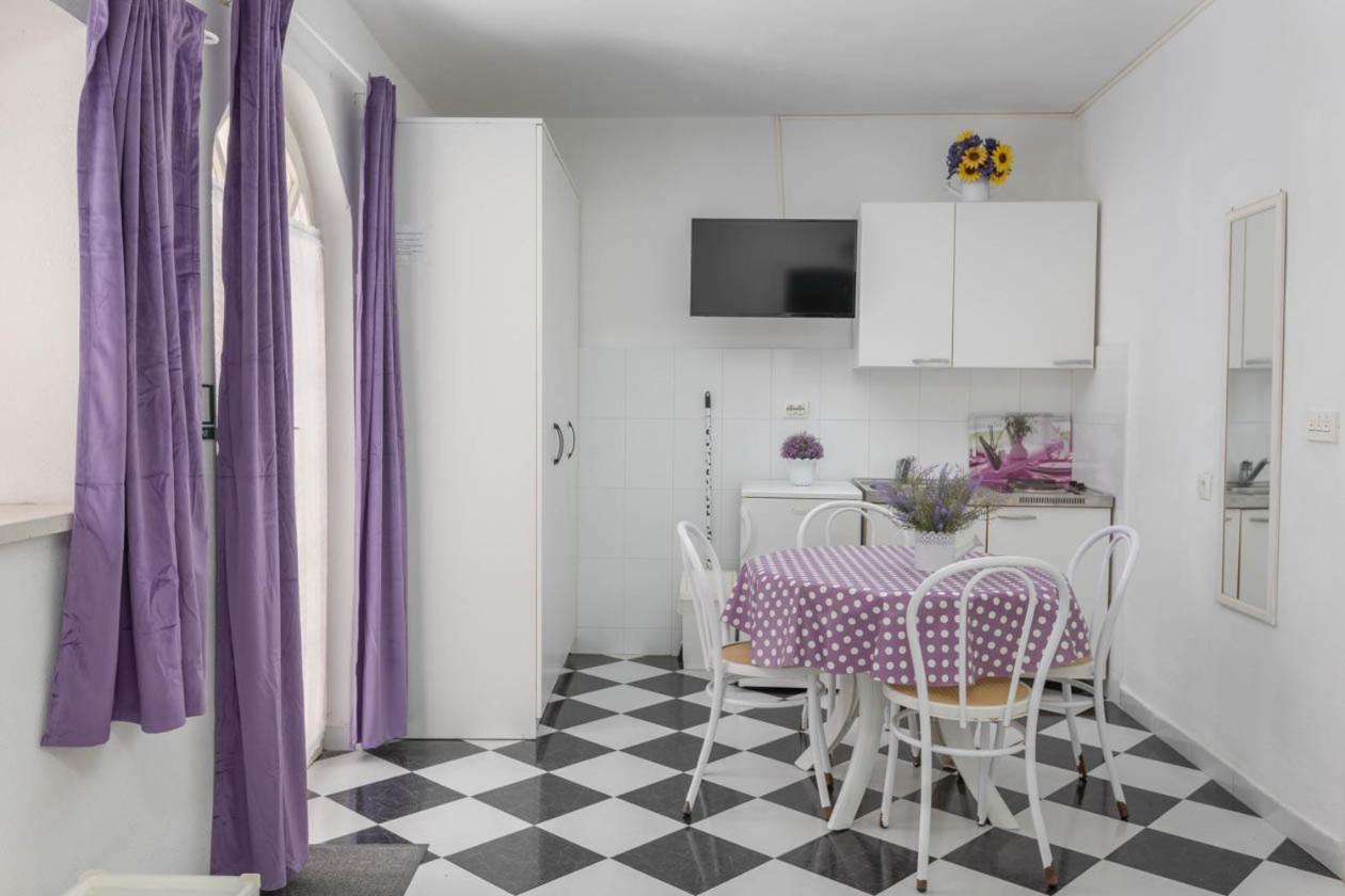 Apartmani Marija Podgora Buitenkant foto