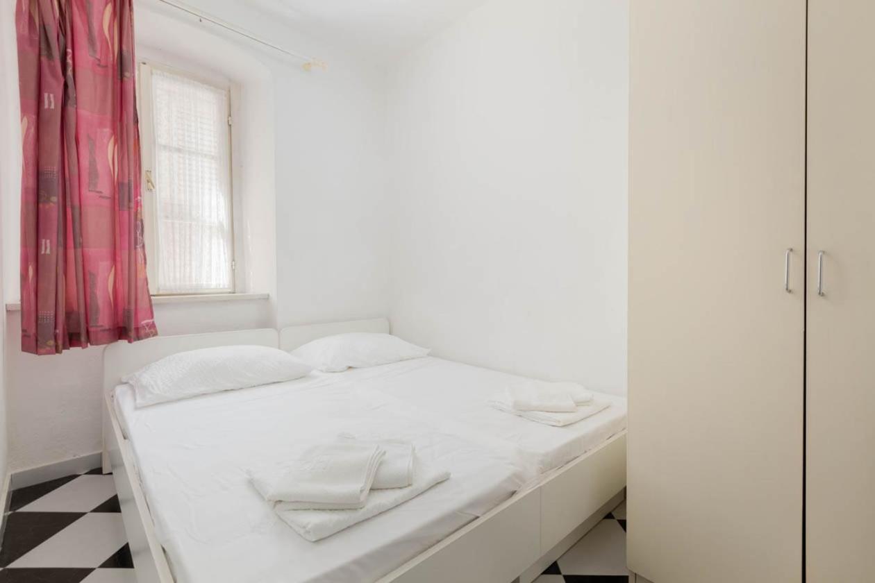 Apartmani Marija Podgora Buitenkant foto