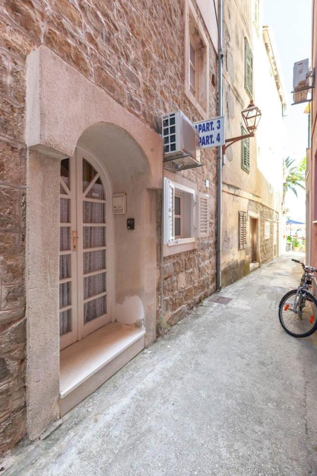Apartmani Marija Podgora Buitenkant foto